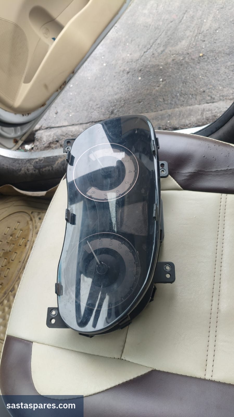 Instrument cluster for Hyundai Verna 2012-2017, view 4